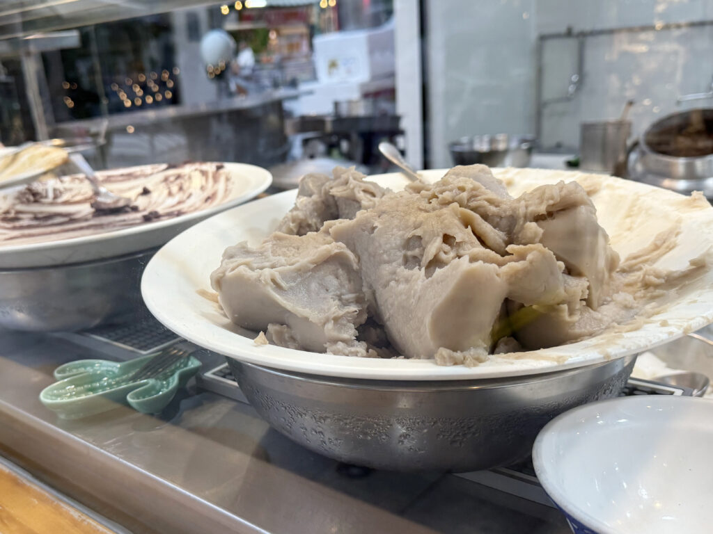 2026台南美食推薦|跟著在地人的節奏,學會怎麼吃台南 97 台南美食推薦_江水號芋頭