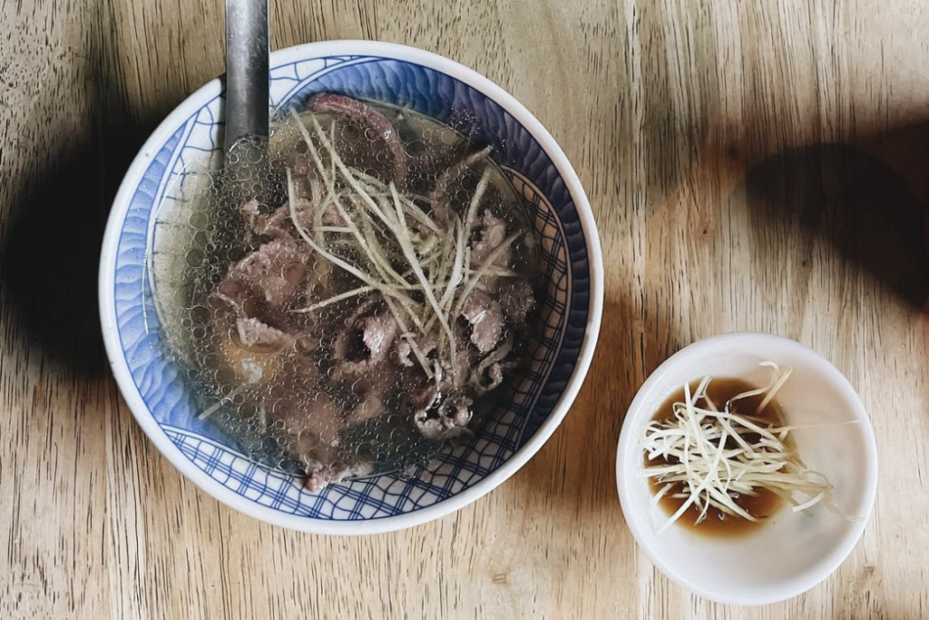 2026台南美食推薦|跟著在地人的節奏,學會怎麼吃台南 83 台南美食_牛肉湯_永樂